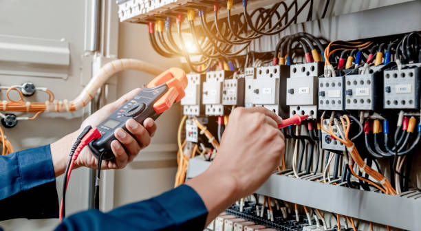Best Emergency Electrical Repair  in Williamston, MI